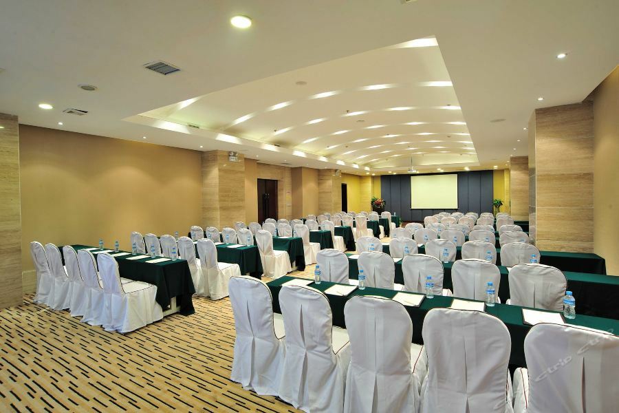 Xiongchu International Hotel Wuhan Eksteriør billede